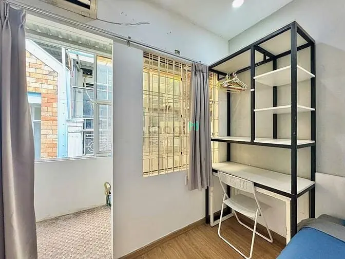 Phòng Ban Công Lê Thánh Tôn Bến Nghé Quận 1 Gần Metro Bason, Phố Nhật