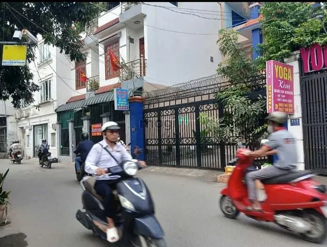 Chủ Gửi Bán Nhà 5 Tầng Mặt Tiền Đường Lê Văn Thịnh Quận 2 Sàn 473M2 5T