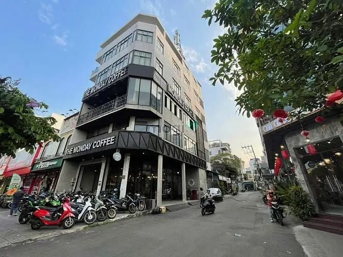 Cho Thuê Nhà Góc 2Mt Gần Emart, 415M², Phù Hợp Chuỗi F&B, Showroom