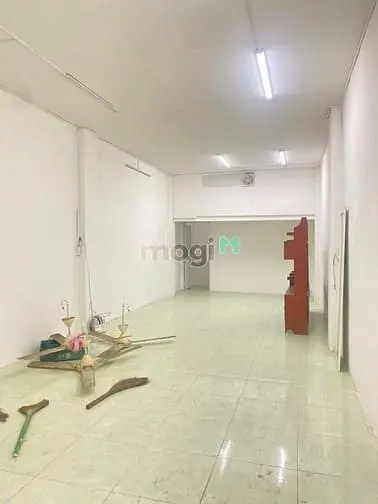 Cho Thuê Nhà 130 Lê Lai Quận 1 Dt 4.2X17M 1 Lầu Giá Thuê 55 Triệu