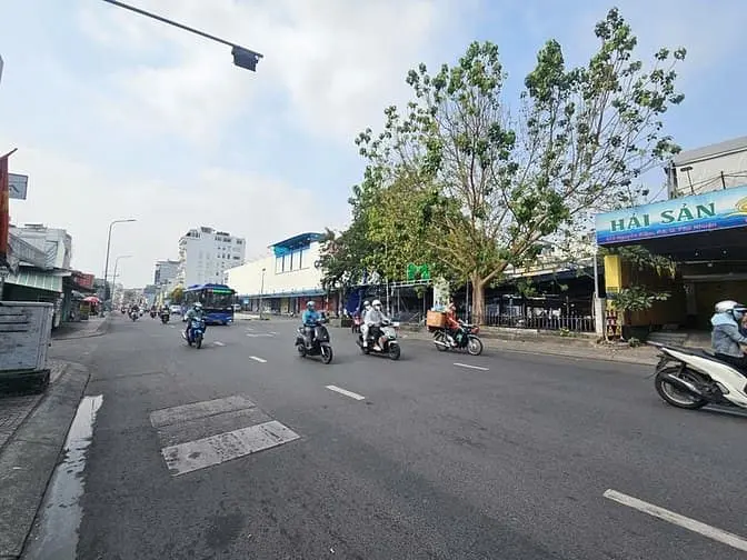 Cho Thuê Nhà Góc 2Mt Nguyễn Kiệm – Đặng Văn Sâm Kế Co.opmart, Dt 7X40M