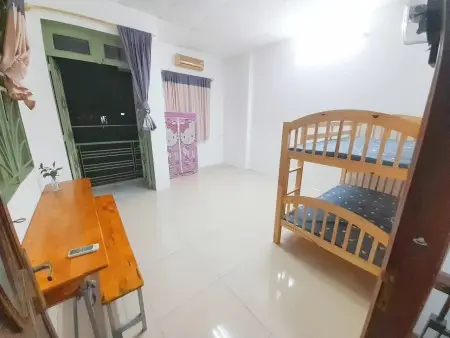 Phòng Trọ Trung Tâm Tân Phú Đầy Đủ Nội Thất, Có Ban Công Thoáng Mát