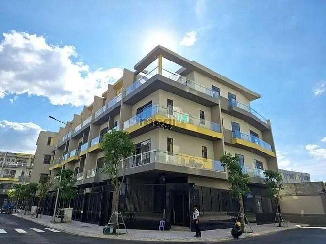 Nhà Phố 4 Tầng Bcons Uni Valley – Tài Sản Dòng Tiền Ngay Làng Đại Học