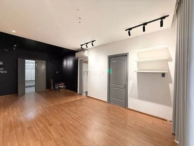 Bán Căn Hộ Quận 5 Lê Hồng Phong, 60M2, 2Pn, Thang Máy, Nhỉnh 2.9 Tỷ Tl