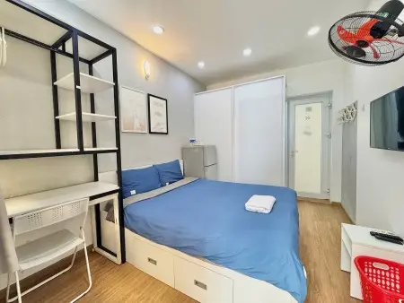 Phòng Ban Công 15A Lê Thánh Tôn Bến Nghé Quận 1, Gần Ga Metro Bason, Khu Phố Nhật Thái Văn Lung