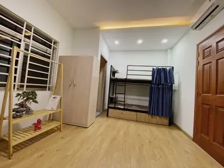 Ktx Cao Cấp Kế Bên Đh Công Nghiệp 4Người/1 Phòng