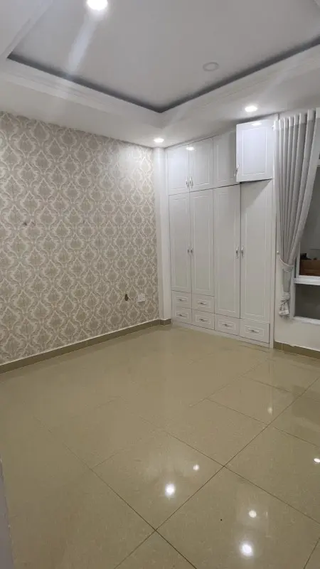 Phòng Cho Sinh Viên Thuê, Giờ Giấc Tự Do.