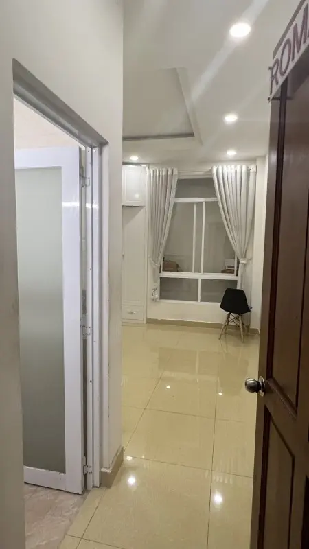 Phòng Cho Sinh Viên Thuê, Giờ Giấc Tự Do.