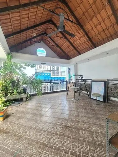 Chính Chủ Lê Văn Sỹ Q.3 5.7M X 12M 4 Tầng Sân Thượng 5 Phòng 5 To-Let