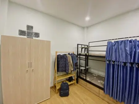 Ktx Cao Cấp Kế Bên Đh Công Nghiệp 4Người/1 Phòng