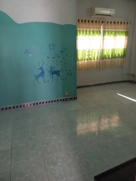 Cho Thuê Phòng 45M2 Máy Lạnh Đường Chợ 339 Cách Đỗ Xuân Hợp 200M