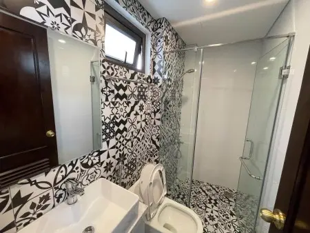 !Cho Thuê Phòng Có Cửa Sổ Trời- Tách Bếp - Full Nội Thất - Gần Ngã Tư Hàng Xanh, Hutech.