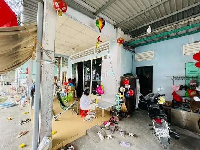 P. Linh Xuân, Nhà C4 180M2 Hxh Full Thổ Cư Kẹt Bank Bán Gấp Chỉ 5.8Tỷ.