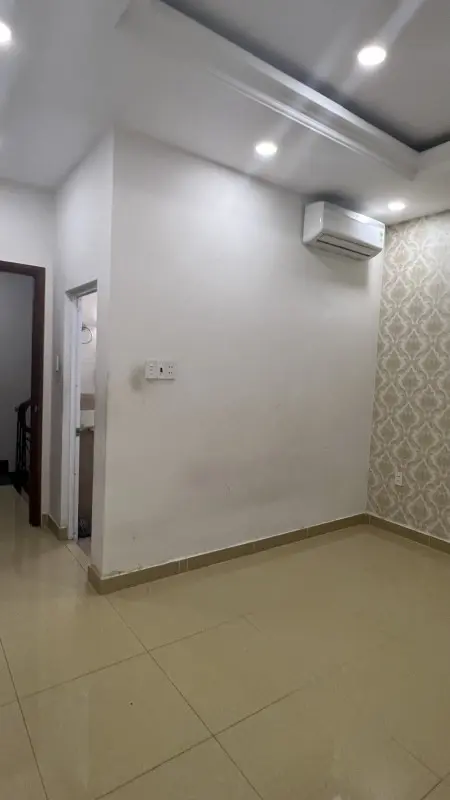 Phòng Cho Sinh Viên Thuê, Giờ Giấc Tự Do.