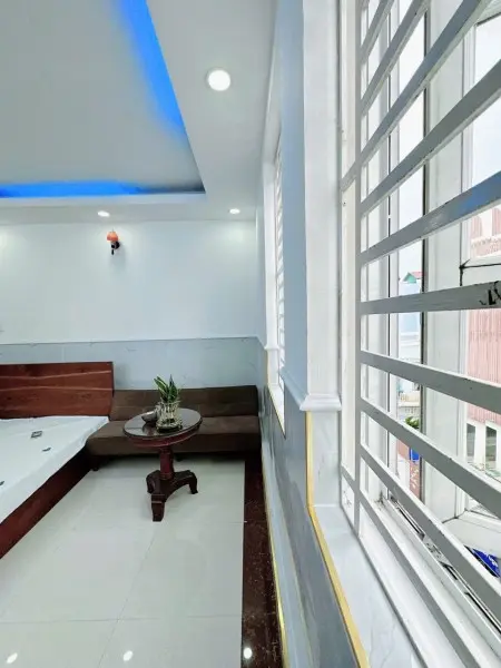 Phòng Trọ Full Nội Thất Cửa Sổ Thang Máy Gần Nguyễn Cửu Vân,Đại Học Hutech,Hồng Bàng, Uef Giap Q1 Q3