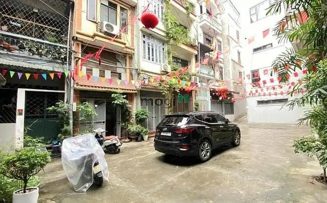 Bán Nhà Phạm Văn Đồng Hà Nội - Đường To,Ngõ Rộng