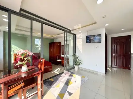 Căn Hộ Cao Cấp Có View Ban Công Siêu Thoáng Full Nội Thất Tiện Nghi Ngay Hoàng Sa Và Phạm Văn Hai