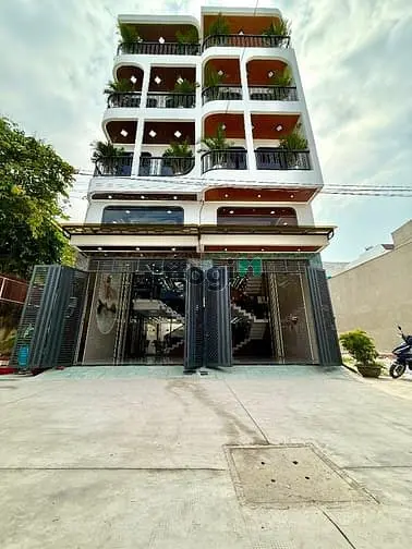 Nhà Bên Trường Học, Ubp, Nhà Thờ, Dt:4X16M, Lửng, 3 Lầu, 4Pn, Gara Xe