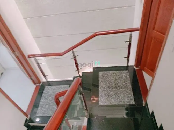 Bán Nhà Quận Tân Bình Cống Lỡ, Đường 8M, 72M2, 5 Tầng , Nhỉnh 8 Tỷ Tl