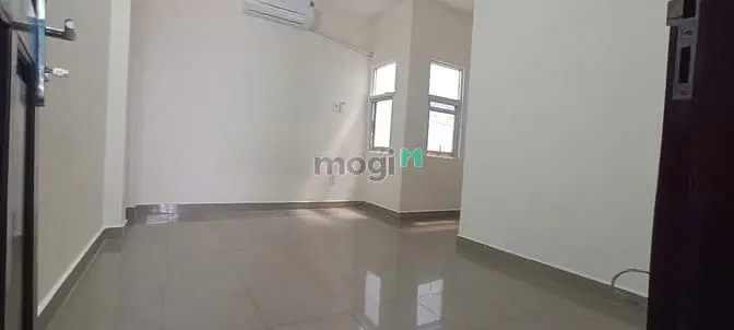 Cần Cho Thuê Căn Nhà 1 Trệt 3 Lầu Hẻm Xe Hơi Nguyễn Văn Thương (D1)