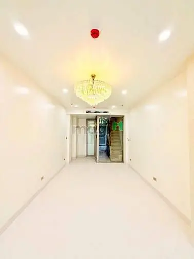 Siêu Phẩm| Mặt Đường Bưởi | 46M2 X 9 Tầng | Mt 3.5M | Giá Chỉ 31.5 Tỷ