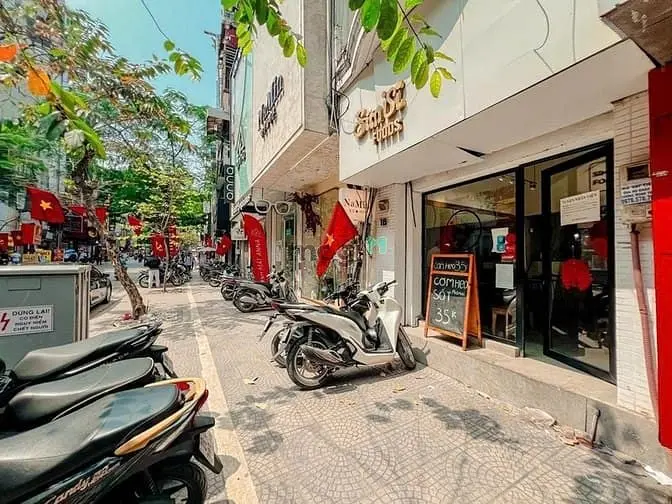 Cực Hiếm| Mặt Phố Chùa Láng | 30M2 X 4 Tầng | Mt 3.3M | Giá 23.5 Tỷ