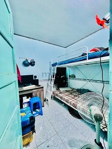 P. Bình Chiểu, Nhà C4 Cũ 98M2, Hxh Cách 1 Căn, Ngộp Bank Chỉ 3.65 Tỷ