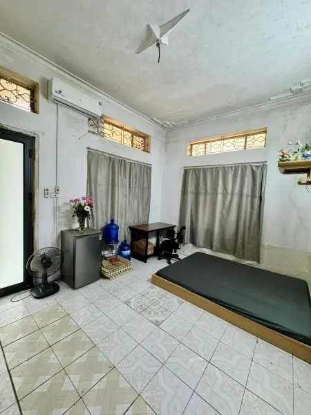 Cho Thuê 2 Phòng Để Ở Có Ban Công Rộng Ngõ Ô Tô Đỗ Ở Tân Mai