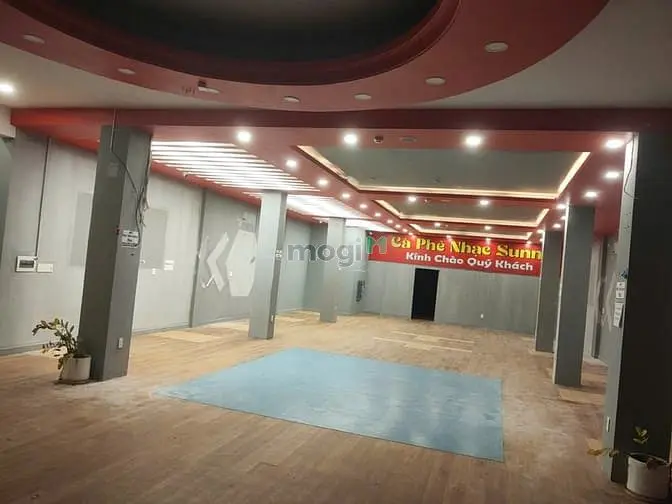 Cho Thuê Mặt Bằng Trệt+Lầu 1 Diện Tích Lớn