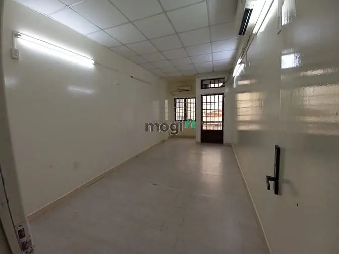 Cần Cho Thuê Nhà 1 Trệt 1 Lầu Hẻm Xe Hơi Đường Tân Cảng (Gần Ga Metro)