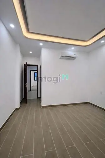 Nhà Mới Vừa Hoàn Thiện, Trung Tâm Q10 - Thành Thái - 5 Tầng