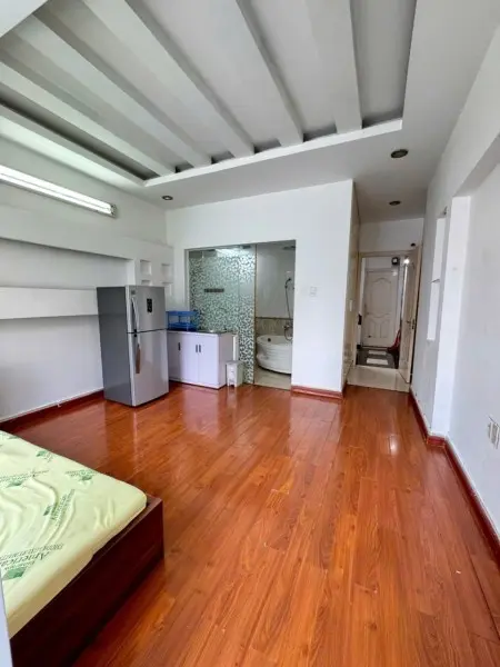 Phòng Ban Công Thoáng – Giờ Giấc Tự Do – Ở Ngay Trung Tâm