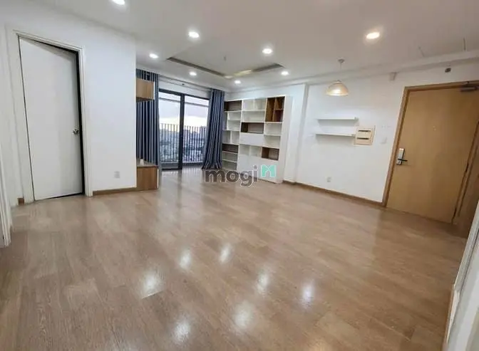 107M2, 3Pn, 2Wc, C/C Screc Trường Sa, P12, Q3, Nhà Mới, Sạch. Giá 14Tr