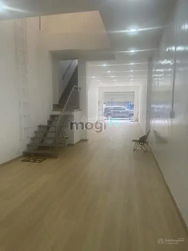 Cho Thuê Nhà Mặt Tiền Nguyễn Hữu Cầu P.tân Định Quận 1