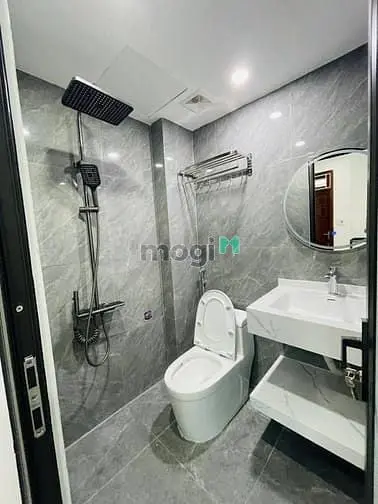 Nhà Lô Góc 3 Thoáng Xây Mới Siêu Đẹp Tại Cầu Giấy