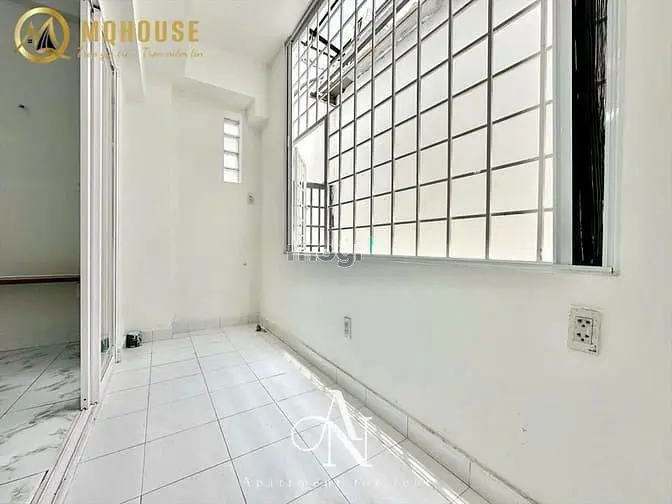 Khai Trương Tòa Nhà Thang Máy Ngay Cầu Kiệu Khúc Giao Q1 - Q3 - Pn