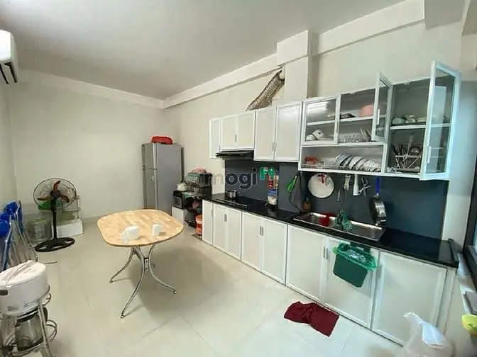 Hiếm | Bán Mặt Phố Cầu Giấy | 45M2 X 4 Tầng | Mt 3.2M | Giá 29.8 Tỷ