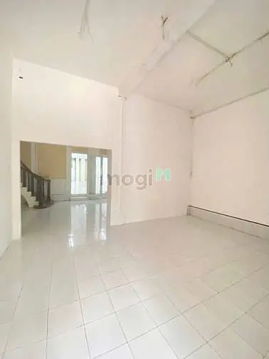 Bán Gấp - Nhà Trệt Lầu Diện Tích Lớn Mặt Tiền Trần Hưng Đạo, Cần Thơ