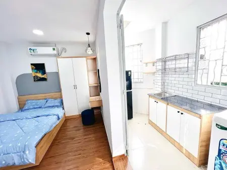 Cho Thuê Phòng Rộng 35M2 Tách Bếp Đường Nguyễn Gia Trí, Bình Thạnh Gần Ngã Tư Hàng Xanh Giá Rẻ
