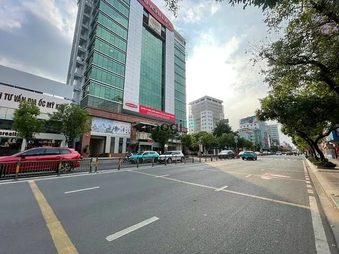 Cho Thuê Nhà Góc 2Mt 147 Nguyễn Văn Trỗi Ngang 12M - Trục Sân Bay