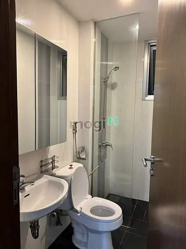 Em Chuyển Nhà Nên Cần Sang Nhượng Lại Căn Hộ Ruby - Khu Celadon T.phú