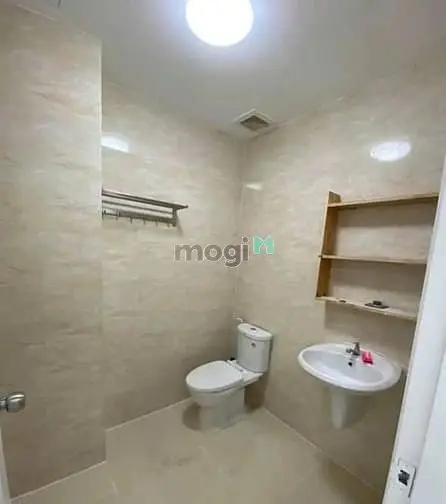 Hiếm Nhà Siêu Rẻ Hẻm Ôto Nguyễn Chí Thanh P.9 Q.5 1Tỷ85(Tl) 4.3X13.5M