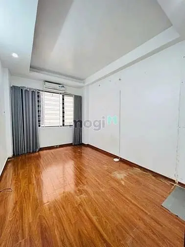 Nhà Siêu Vip Giá Tốt Hẻm Cao Thắng P.12 Q.10 1Tỷ720 (Tl) 3.5X12M Shr