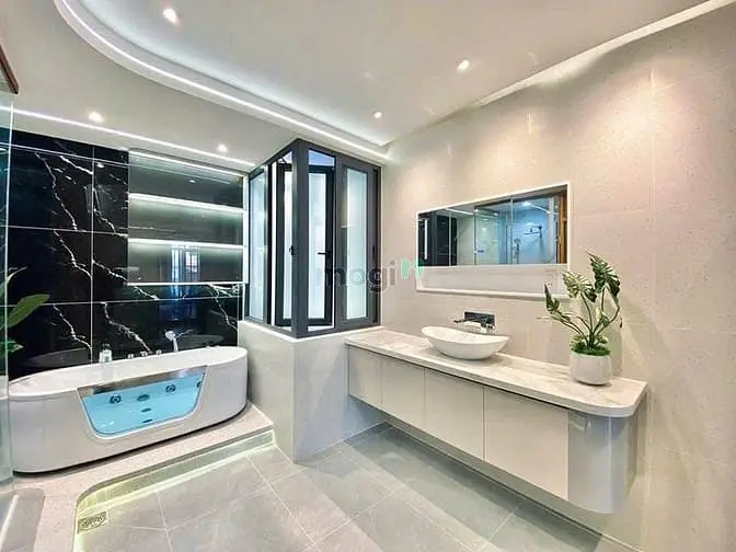 Bán Gấp Nhà Đẹp Hxh Nguyễn Văn Mai, Q3 31M2 Giá 1.430T Sổ Sẵn Hẻm Rộng