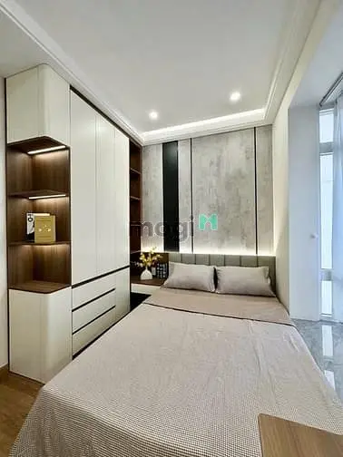 Bán Gấp Ch Sky Garden 3,Q7,3Pn,2Wc,70M2,2 Tỷ 820,Plrr,Ntcb View Đẹp