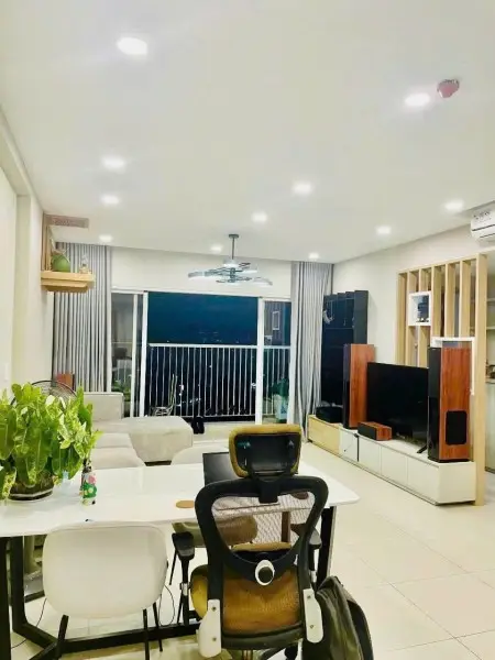 Satra Eximland, Phan Đăng Lưu, Phú Nhuận: 90M2, 2Pn, 2Wc, 16Tr5/Th, Nt