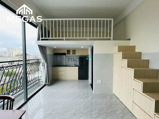 Căn Hộ Dạng Duplex Ban Công _ Khu Vực Vòng Xoay Điện Biên Phủ