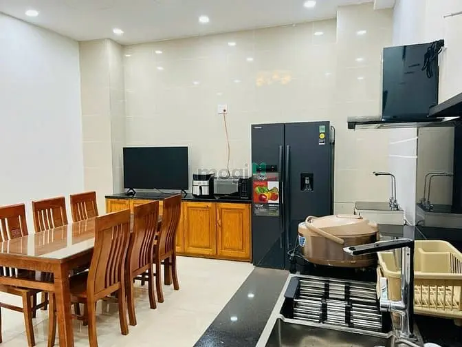 Căn Hộ Cao Cấp 1P Ngủ Rộng 80M2-Kdc Thái An Giá 7Tr/Th