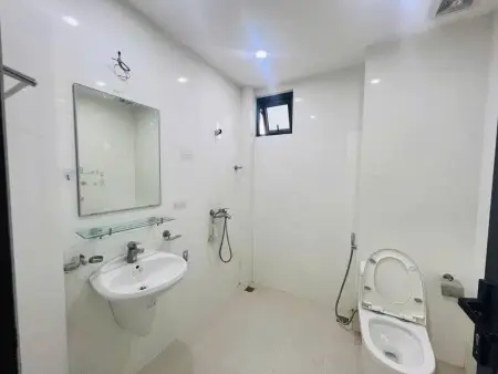 Căn Hộ 2Pn 2Wc 90M² Âu Cơ – Full Đồ Cao Cấp, Rộng Đẹp, Giá 11.5Tr