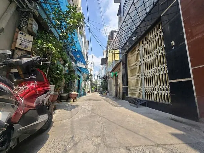 Bán Nhà Trần Văn Ơn- Tân Phú- Dt 4.2X9- Đúc 3 Lầu Mới Ở Ngay- 4Pn-4Wc